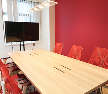 会議室【Red】